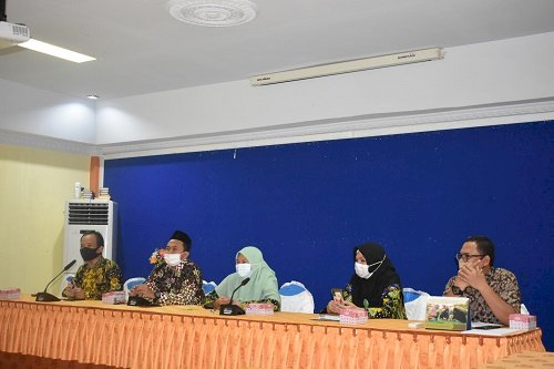 Kaur TU MTsN 1 Kota Ajak Staf TU Madrasah Kunjungi MAN IC