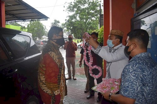 Kasubdit GTK MI/MTs Ditjen Pendis Kemenag RI Kunjungi MTsN 1 Kota