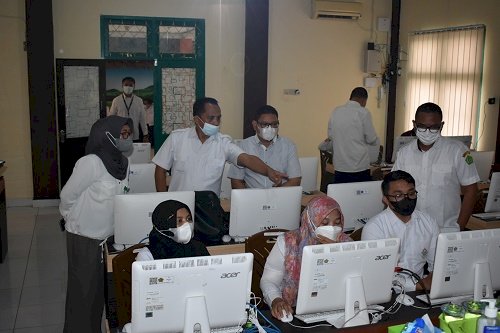 Pelaksanaan AKMI di MTsN 1 Kota Mendapat Perhatian Penuh dari Kakankemenag