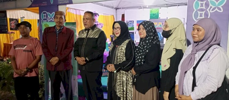 Kakanwil Sempatkan Sambangi Stand MTsN 1 Kota di HAB Fest